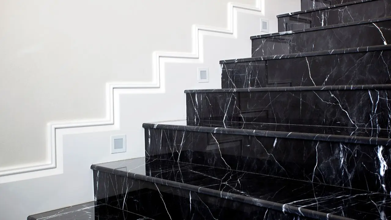 Pulizia delle scale: quanto si spende davvero e da cosa dipende il prezzo?