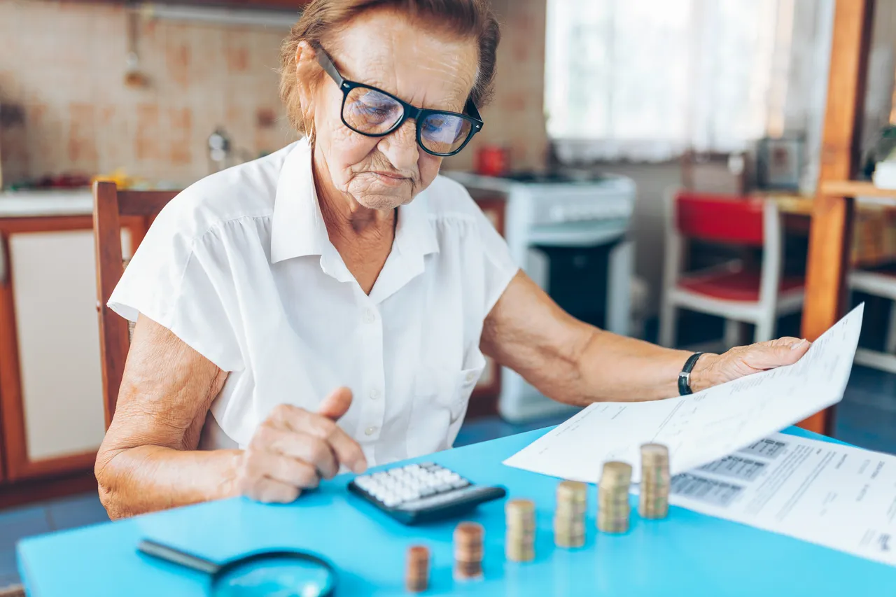 Pensioni: i nuovi requisiti per richiedere aumenti e arretrati, cosa controllare ora Pensioni: i nuovi requisiti per richiedere aumenti e arretrati, cosa controllare ora