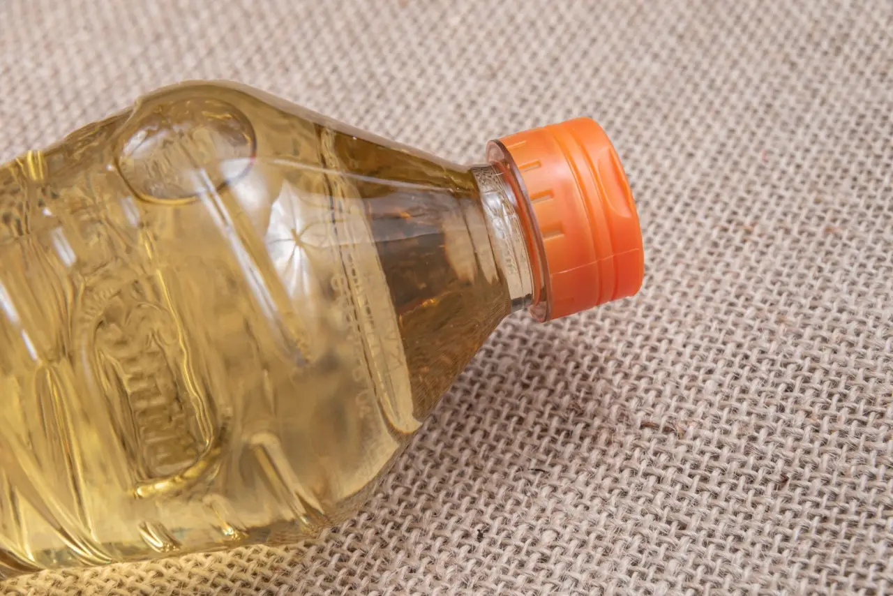 I rischi nascosti nell’olio aromatizzato: perché fa gonfiare la pancia? I rischi nascosti nell’olio aromatizzato: perché fa gonfiare la pancia?