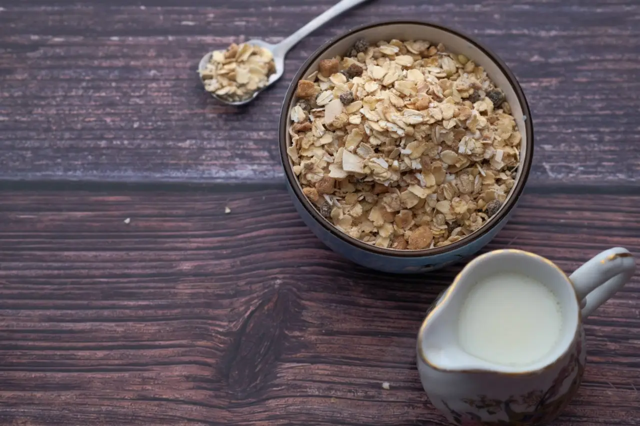 Colazione veloce e sana: i 3 cereali integrali perfetti per glicemia stabile tutta la mattina Colazione veloce e sana: i 3 cereali integrali perfetti per glicemia stabile tutta la mattina