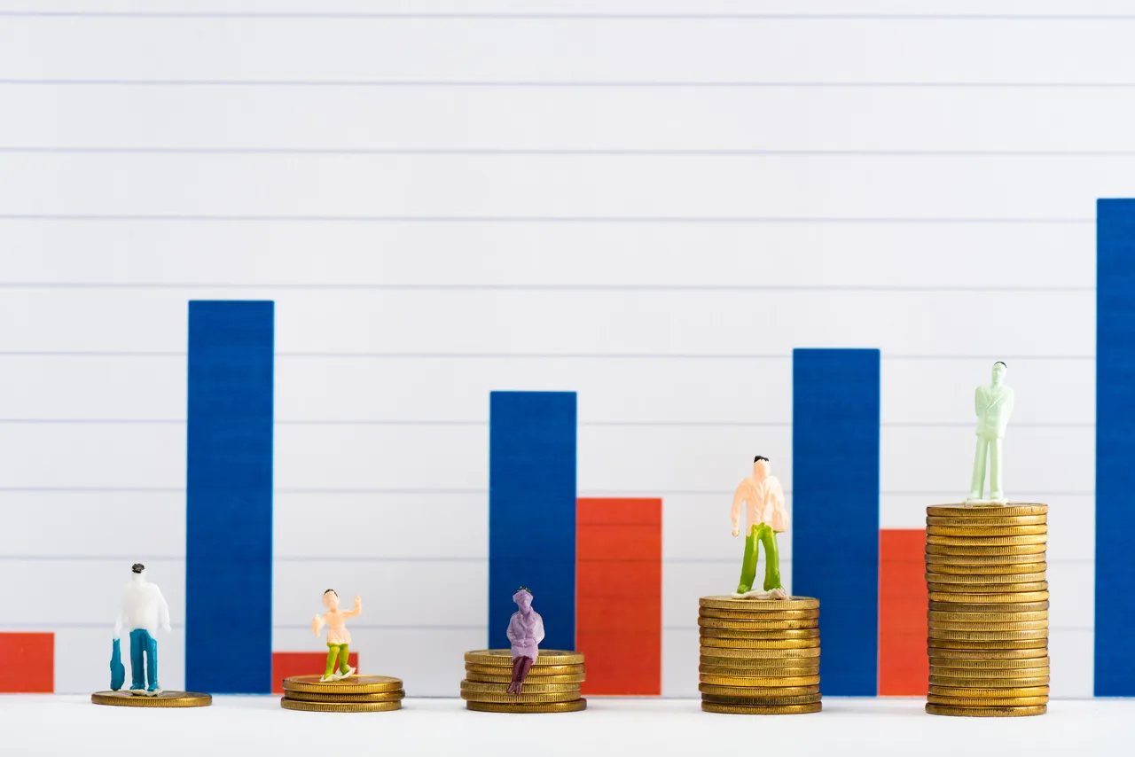 Come cambia il guadagno nel pubblico impiego: confronta le differenze tra i principali ruoli Come cambia il guadagno nel pubblico impiego: confronta le differenze tra i principali ruoli